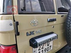 Toyota Land Cruiser 70